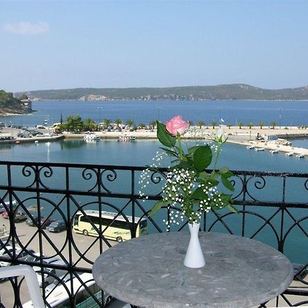 Karalis City Hotel Pylos Exterior foto