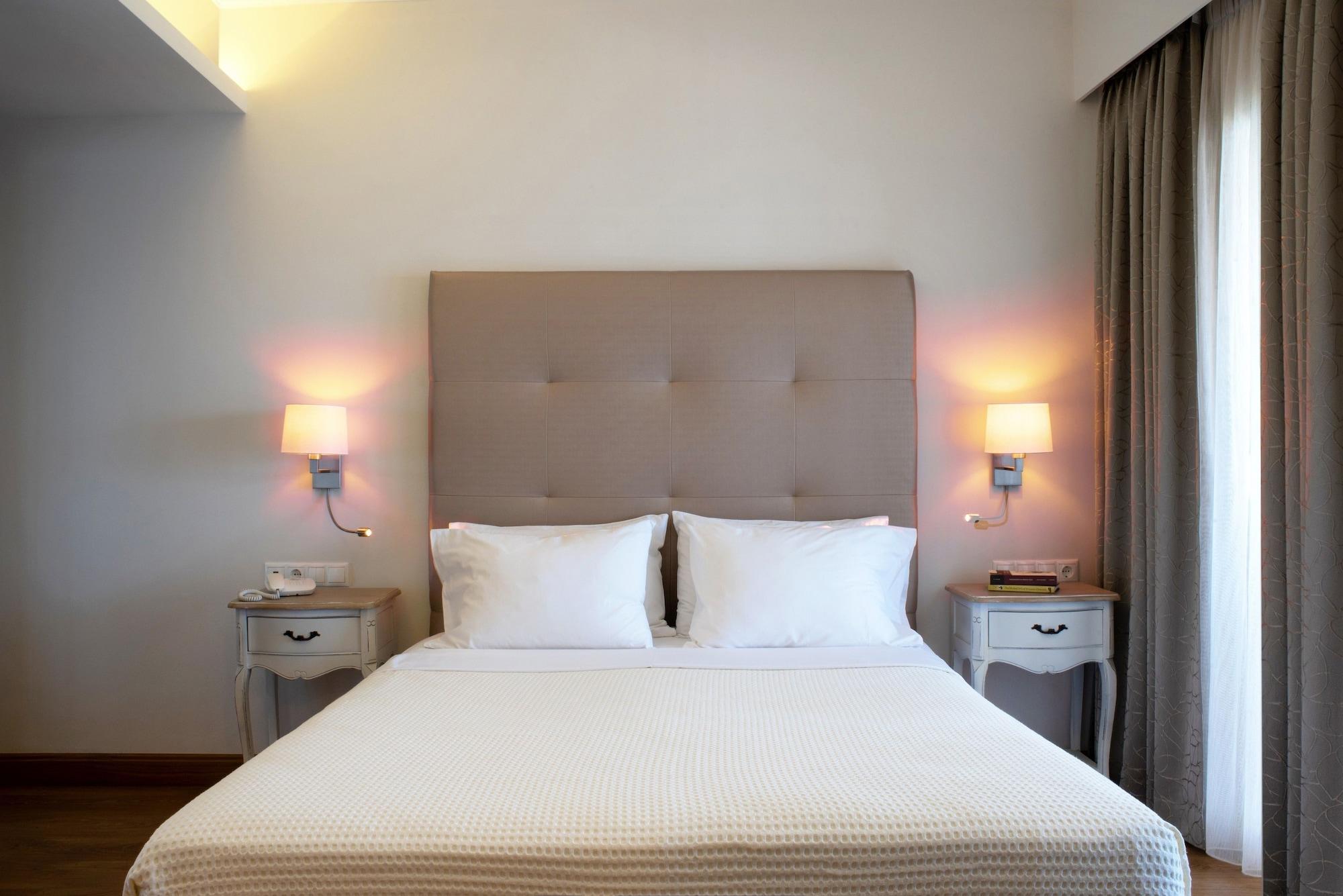Karalis City Hotel Pylos Exterior foto