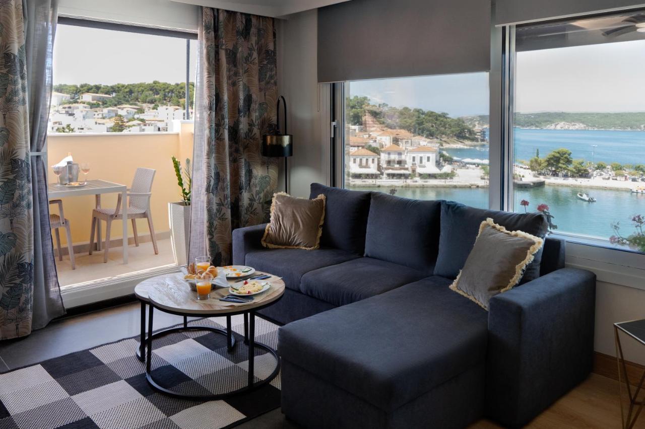 Karalis City Hotel Pylos Exterior foto