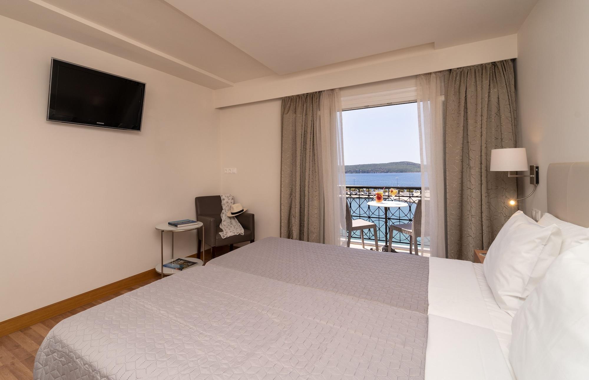 Karalis City Hotel Pylos Exterior foto