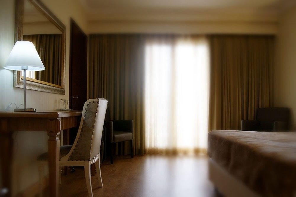 Karalis City Hotel Pylos Exterior foto
