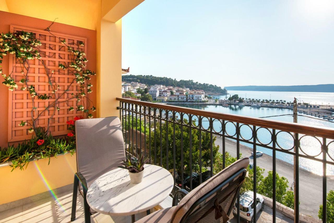 Karalis City Hotel Pylos Exterior foto